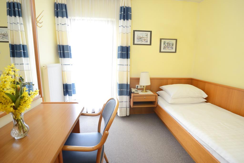 Hotel Moenichwalderhof Monichwald Habitación foto